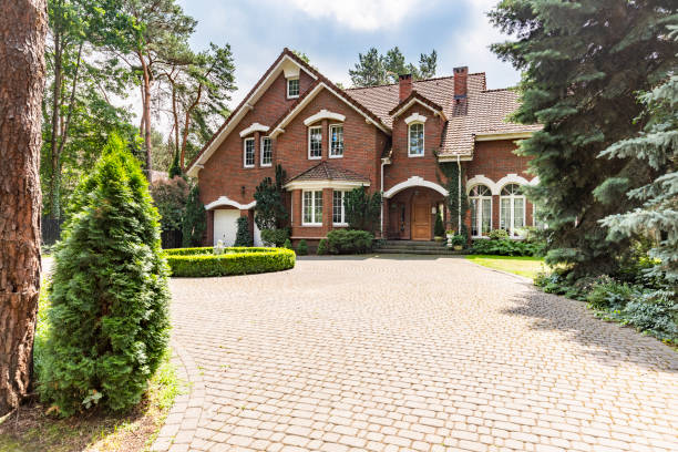 Reasons to Select Us for Your Driveway Paving Requirements in Roland, IA